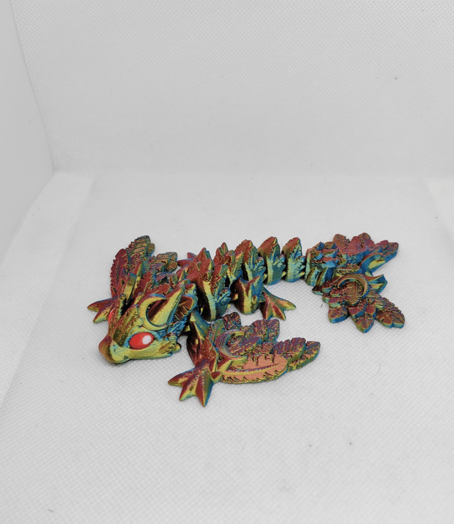 Bébé dragon lune