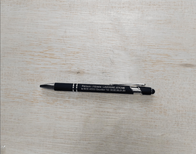 Stylo en métal