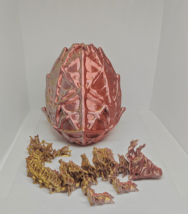 Oeuf de dragon toile d'araignée