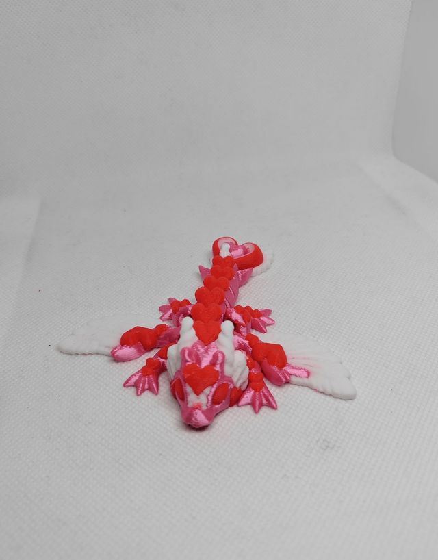 Bébé dragon cœur