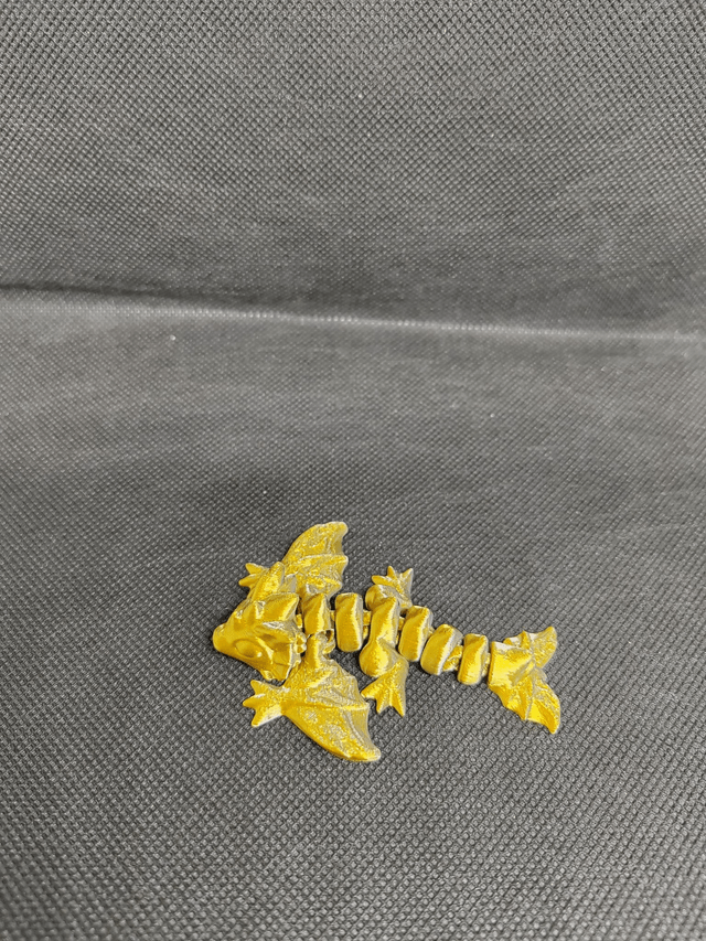 Bébé dragon