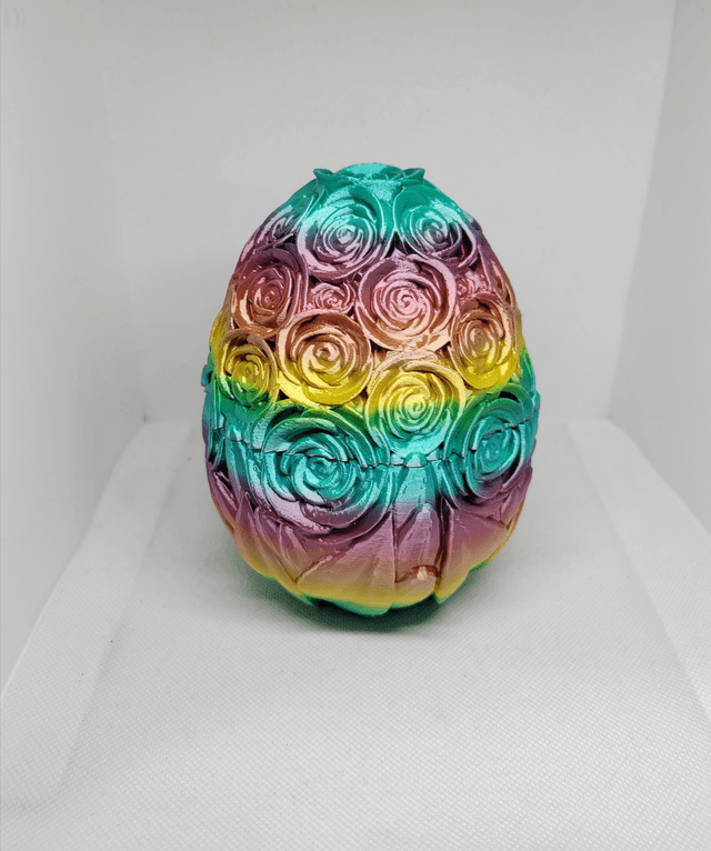 Œuf de dragon roses 