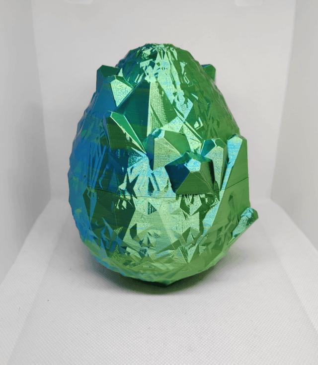 Oeuf de dragon cristal avec ailes 