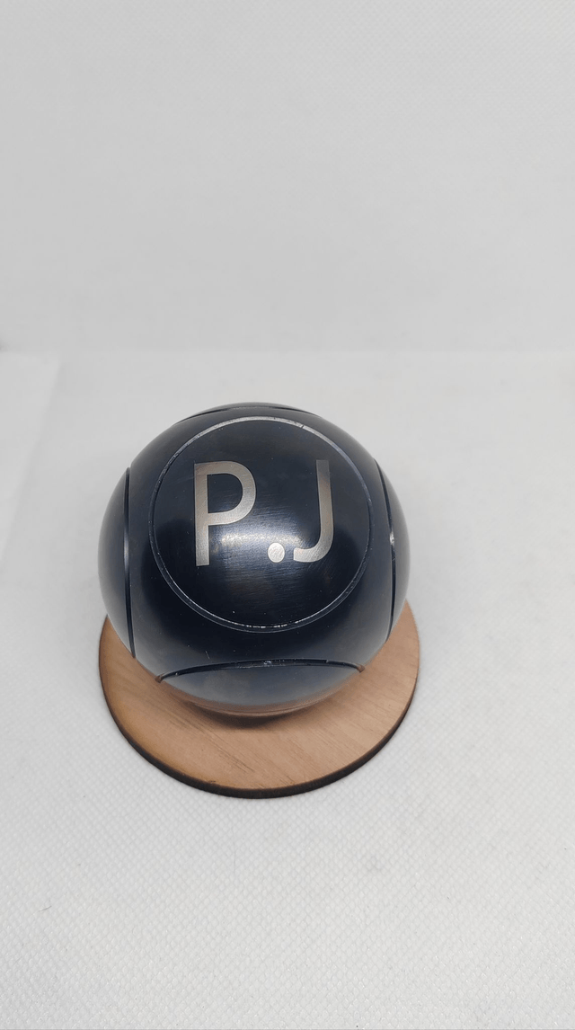 Personnalisation de boules de pétanque