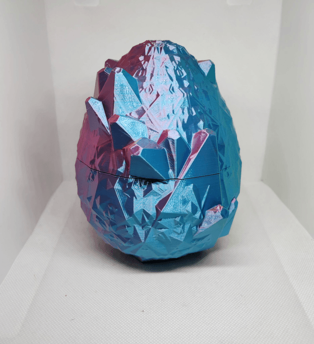 Oeuf de dragon cristal avec ailes 