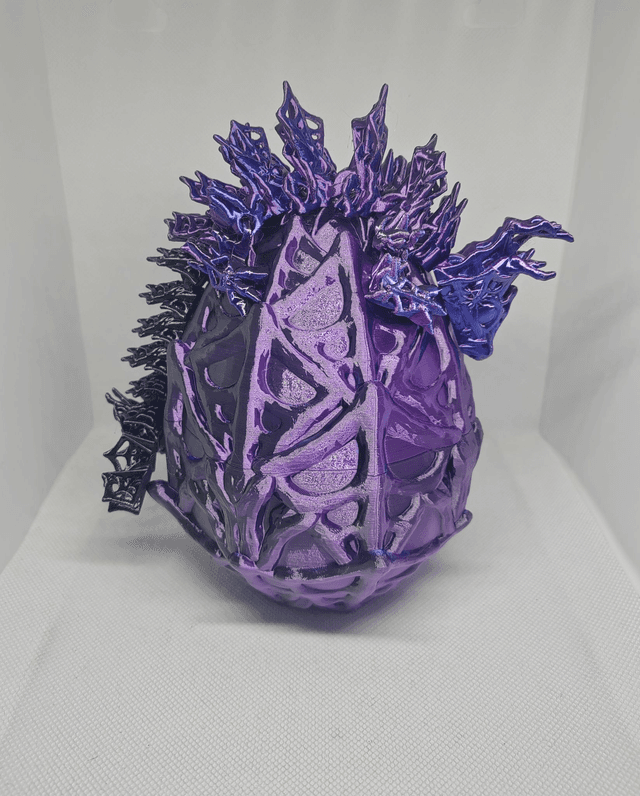 Oeuf de dragon toile d&#039;araignée