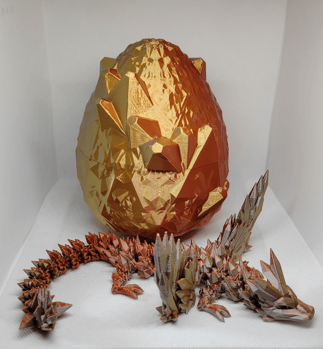 Oeuf de dragon cristal avec ailes  