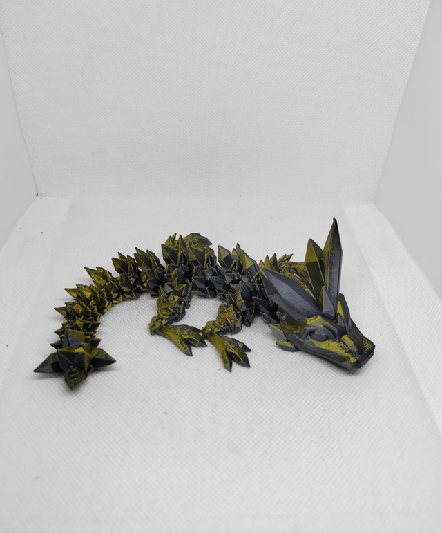 Bébé dragon cristal
